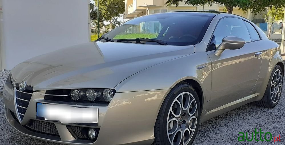 2009' Alfa Romeo Brera photo #1
