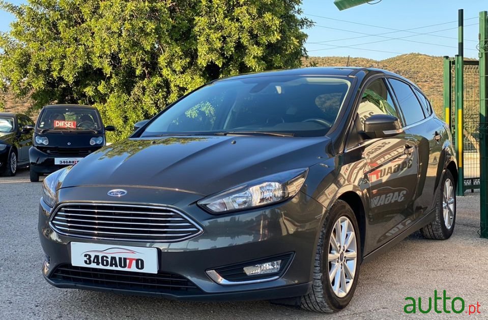 2018' Ford Focus photo #2