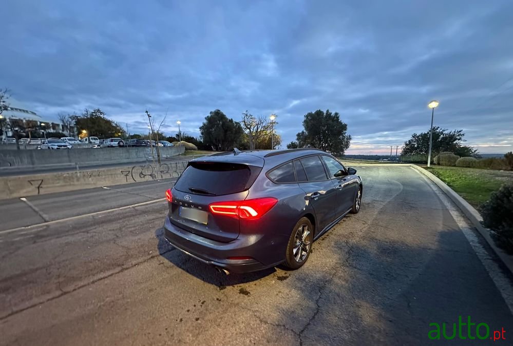 2019' Ford Focus photo #4