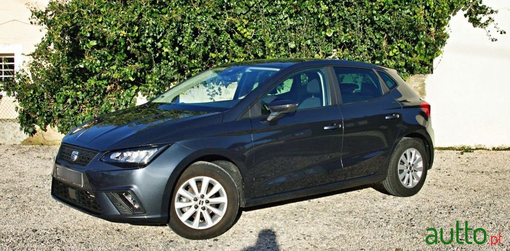 2023' SEAT Ibiza 1.0 Mpi Style photo #2
