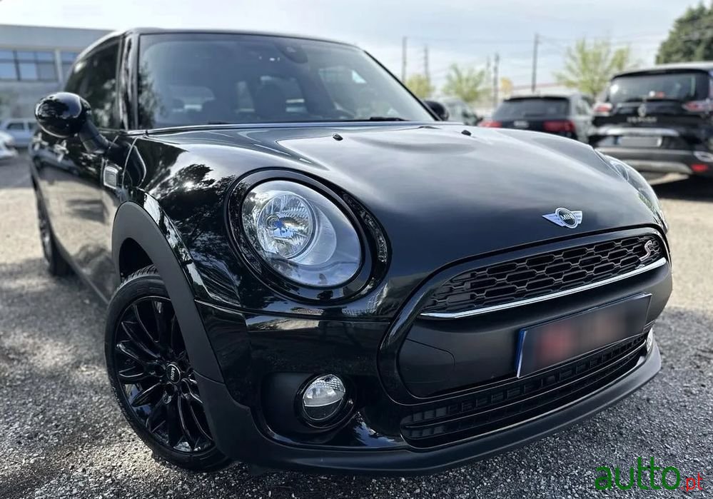 2016' MINI Clubman One D photo #3