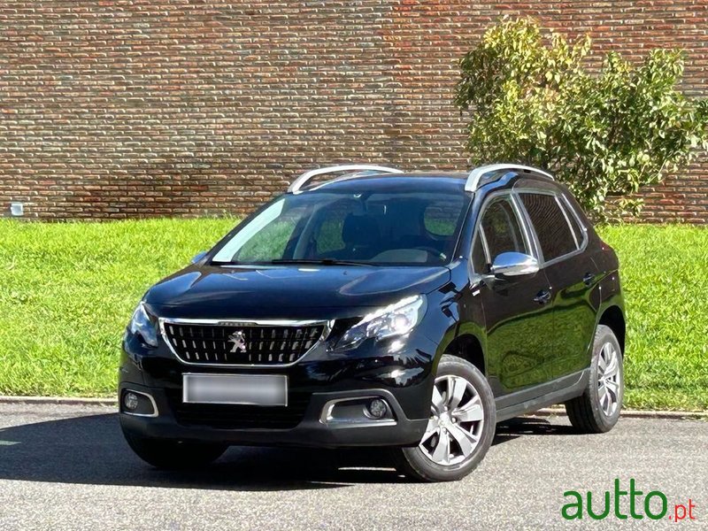 2018' Peugeot 2008 1.5 Bluehdi Style photo #6