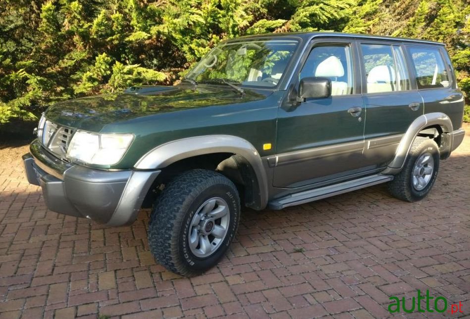 2000' Nissan Patrol photo #1