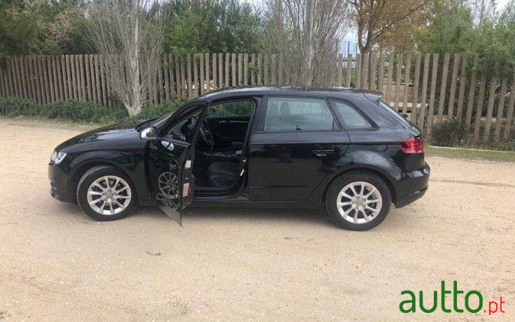 2016' Audi A3 Sportback photo #1