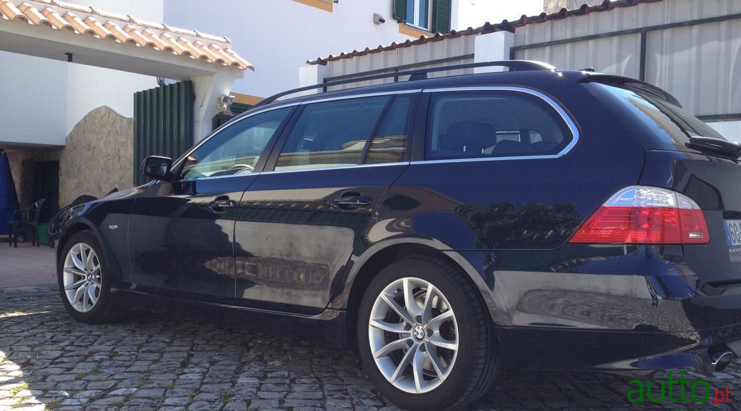 2008' BMW 520 photo #2