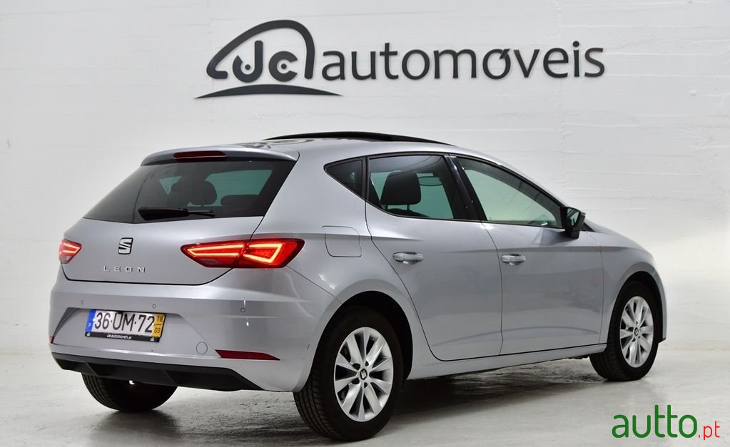 2018' SEAT Leon photo #2