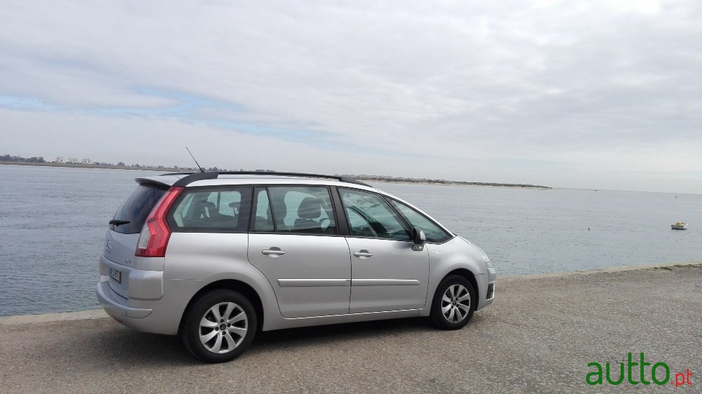 2011' Citroen Grand C4 Picasso 1.6 E-HDI EXCLUSIVE AUTOMATIC photo #3