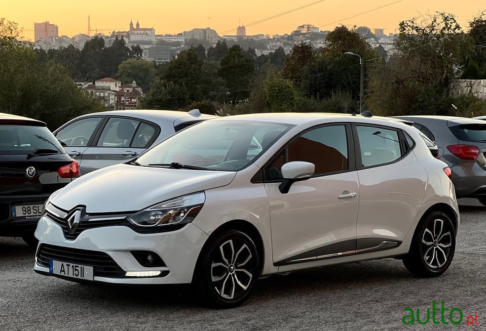 2017' Renault Clio photo #1