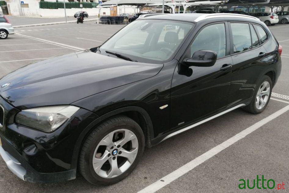 2011' BMW X1 18 D Sdrive photo #1