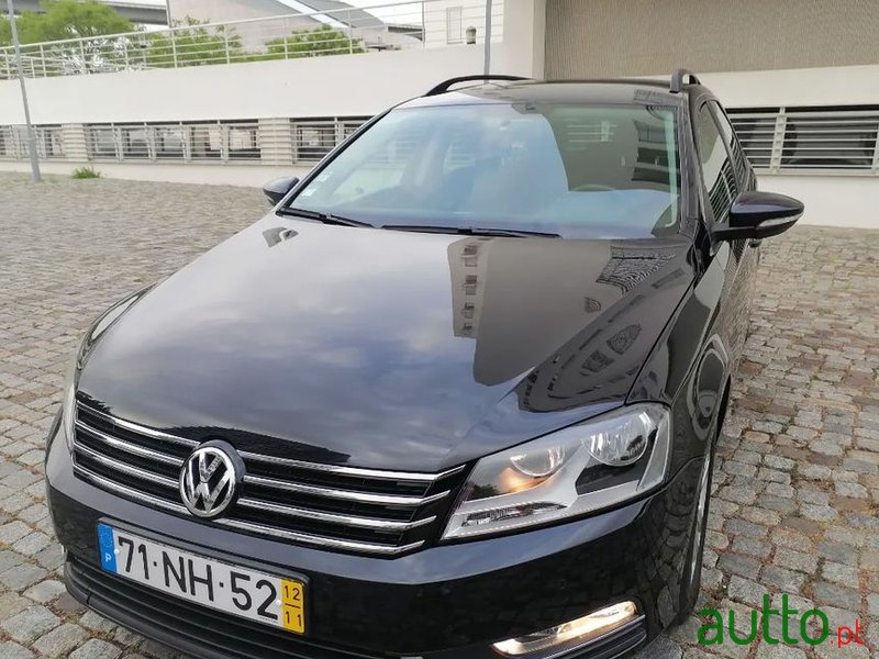 2012' Volkswagen Passat Variant photo #1