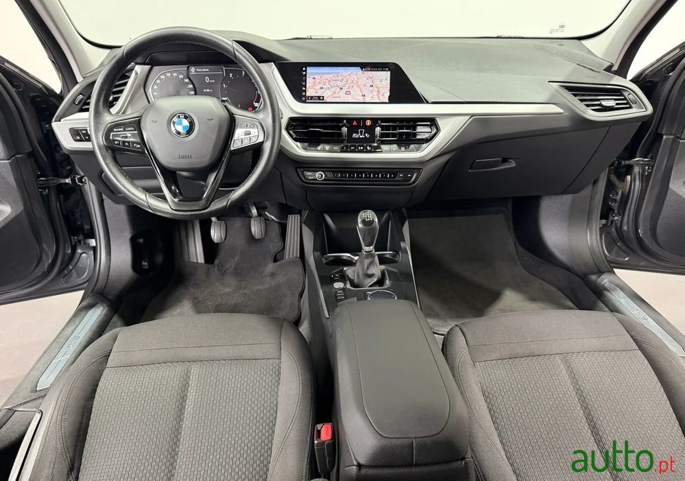 2020' BMW Série 1 photo #5