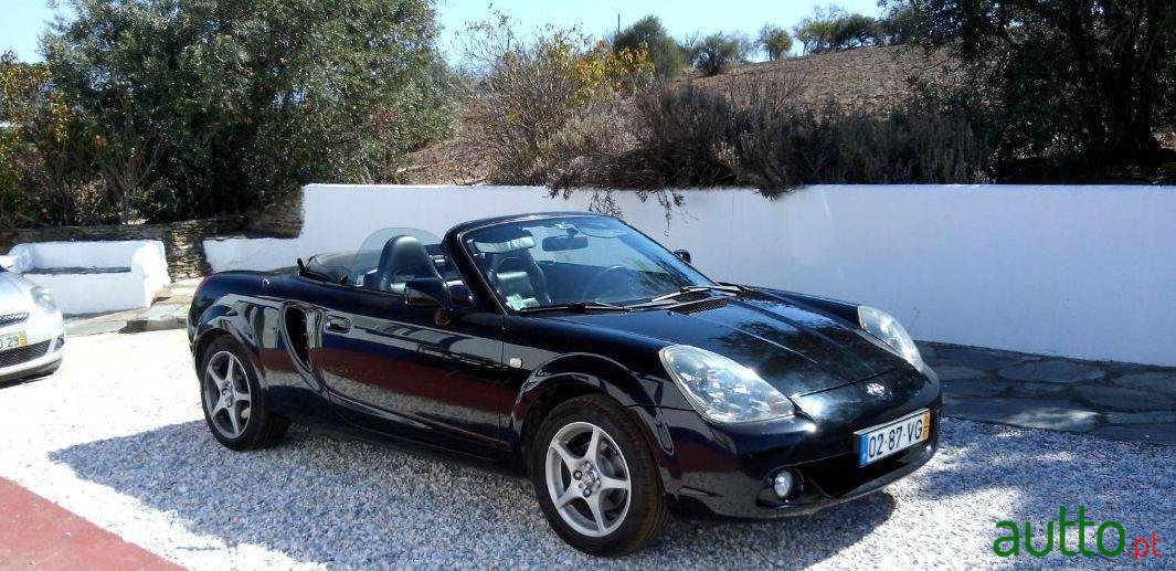 2003' Toyota MR2 Cabrio photo #2