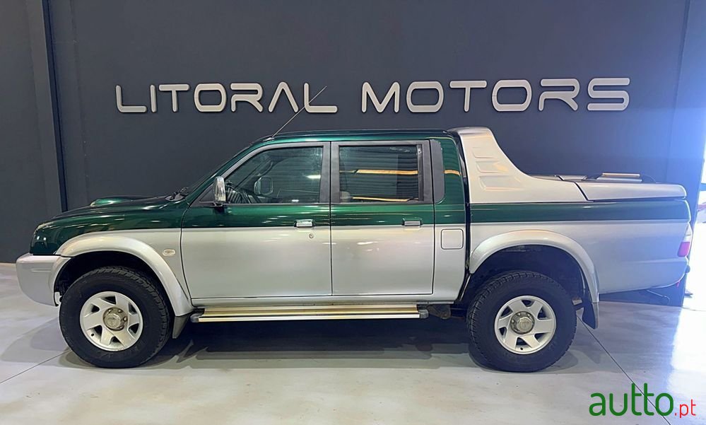 2002' Mitsubishi L200 photo #5
