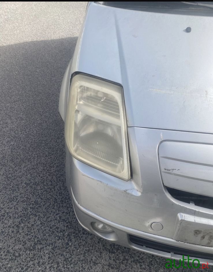 2005' Citroen C2 photo #3