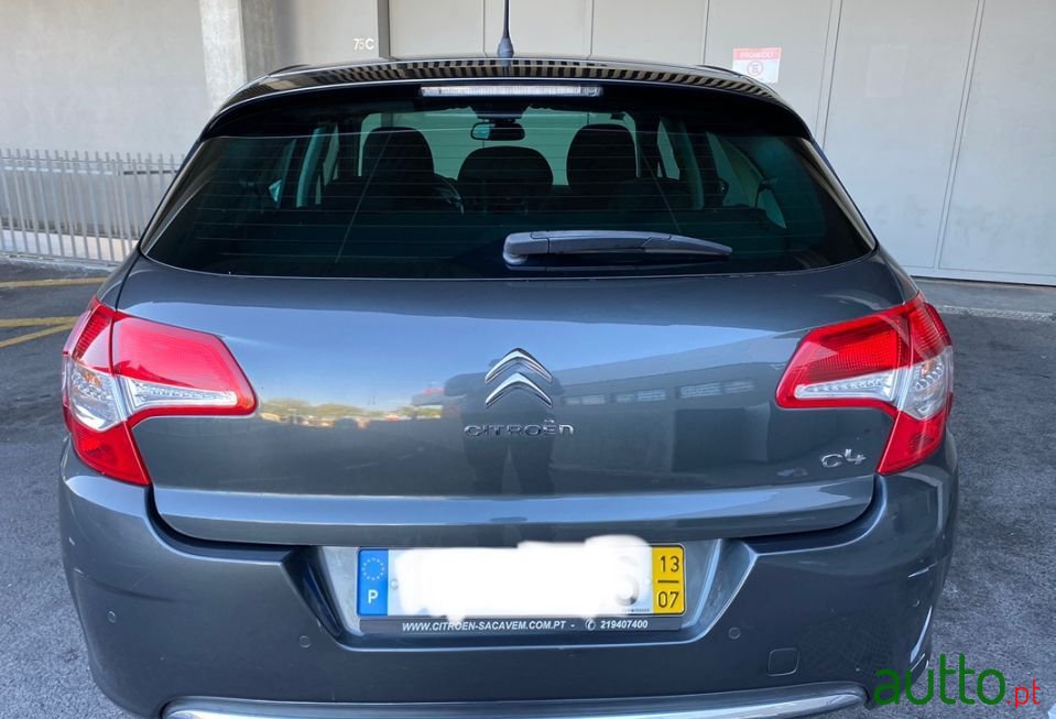 2013' Citroen C4 photo #3