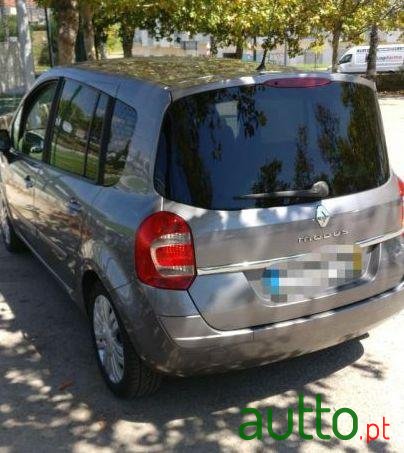 2008' Renault Grand Modus photo #2