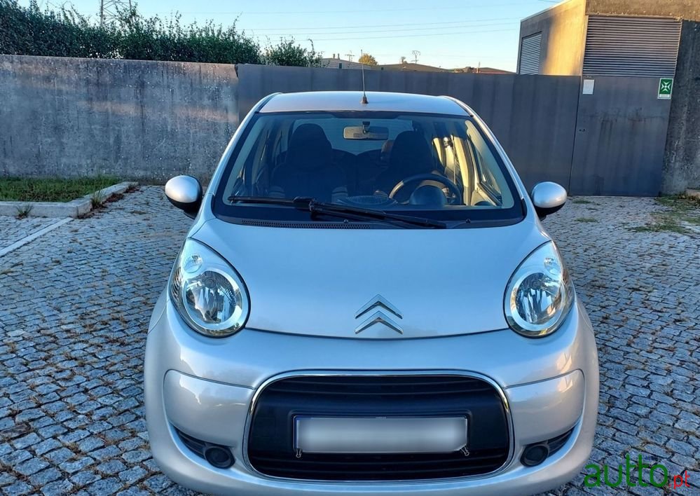 2011' Citroen C1 1.0 Style photo #4