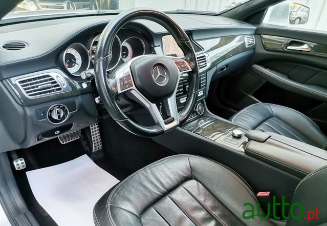 2012' Mercedes-Benz Cls-250 photo #6