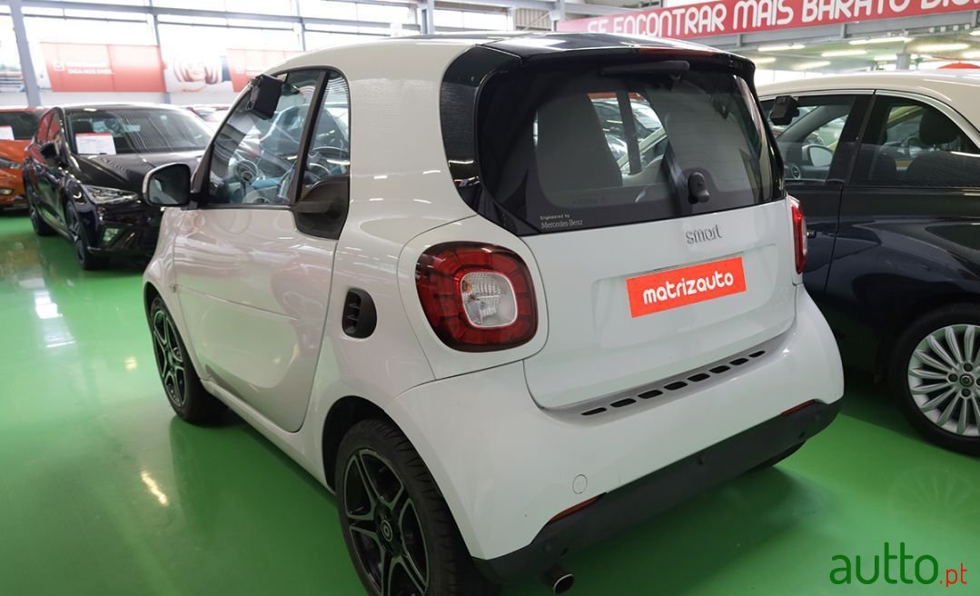 2014' Smart Fortwo photo #3