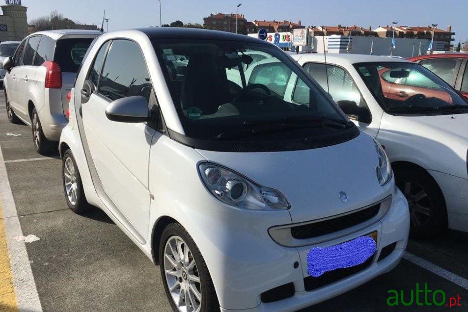 2011' Smart Fortwo Passion photo #1