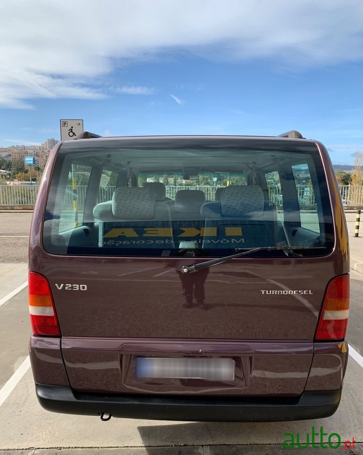 1999' Mercedes-Benz Classe V photo #3