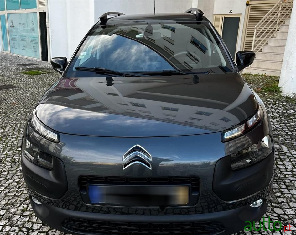 2016' Citroen C4 Cactus photo #2