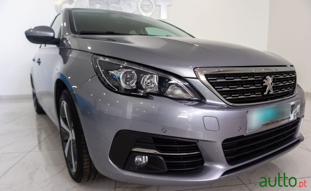 2020' Peugeot 308 photo #4