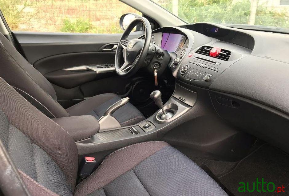 2010' Honda Civic photo #4