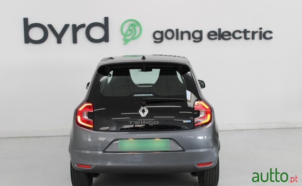 2021' Renault Twingo Electric Life photo #5
