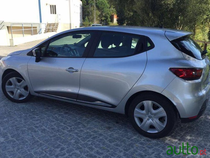 2013' Renault Clio 1.5 dCi Dynamique S 83g photo #3