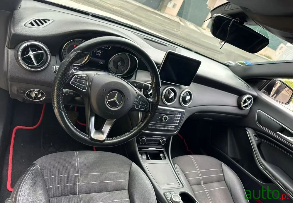 2015' Mercedes-Benz Classe Cla Cdi Aut. photo #3
