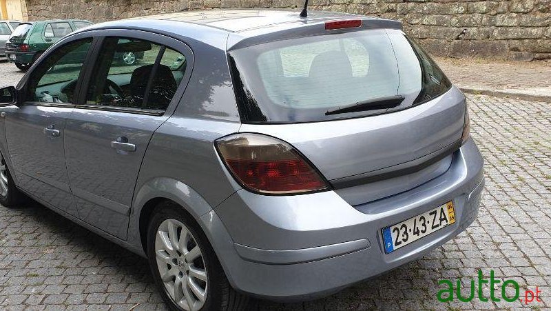 2004' Opel Astra 1.7 D photo #2