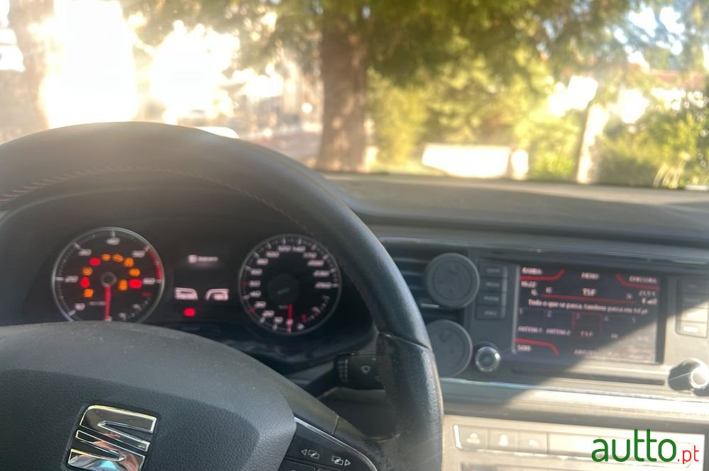 2014' SEAT Leon 2.0 Tdi Fr S/S photo #6