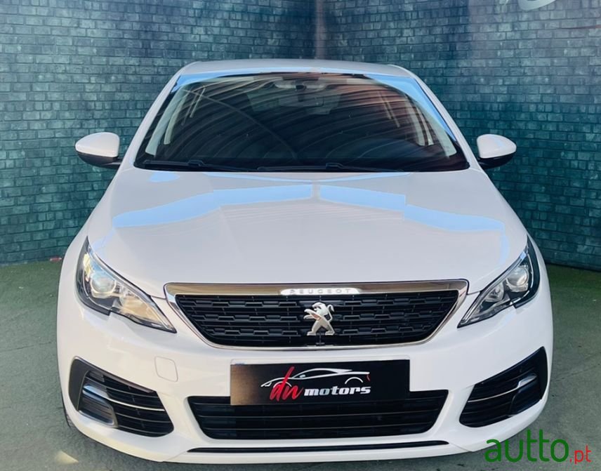 2018' Peugeot 308 photo #2