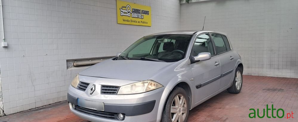 2004' Renault Megane photo #1