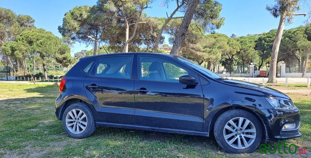 2016' Volkswagen Polo photo #3