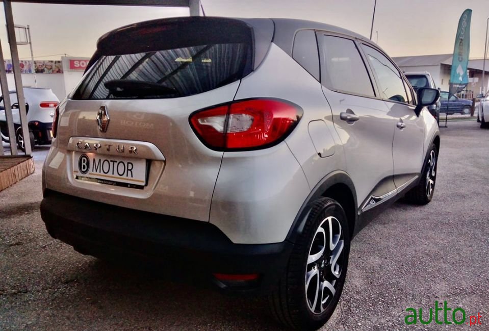 2014' Renault Captur photo #3