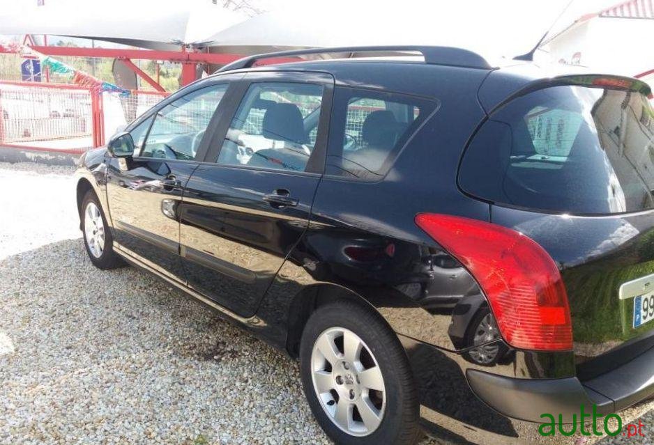 2009' Peugeot 308-Sw 1.6 Hdi Executive Cvm6 photo #2