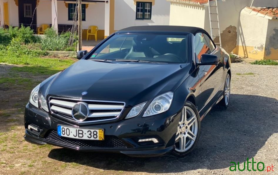 2010' Mercedes-Benz E-250 photo #1