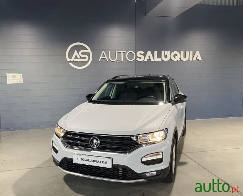 2021' Volkswagen T-Roc photo #1