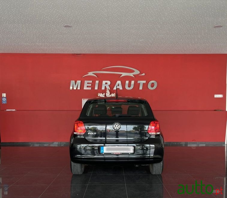 2013' Volkswagen Polo photo #5