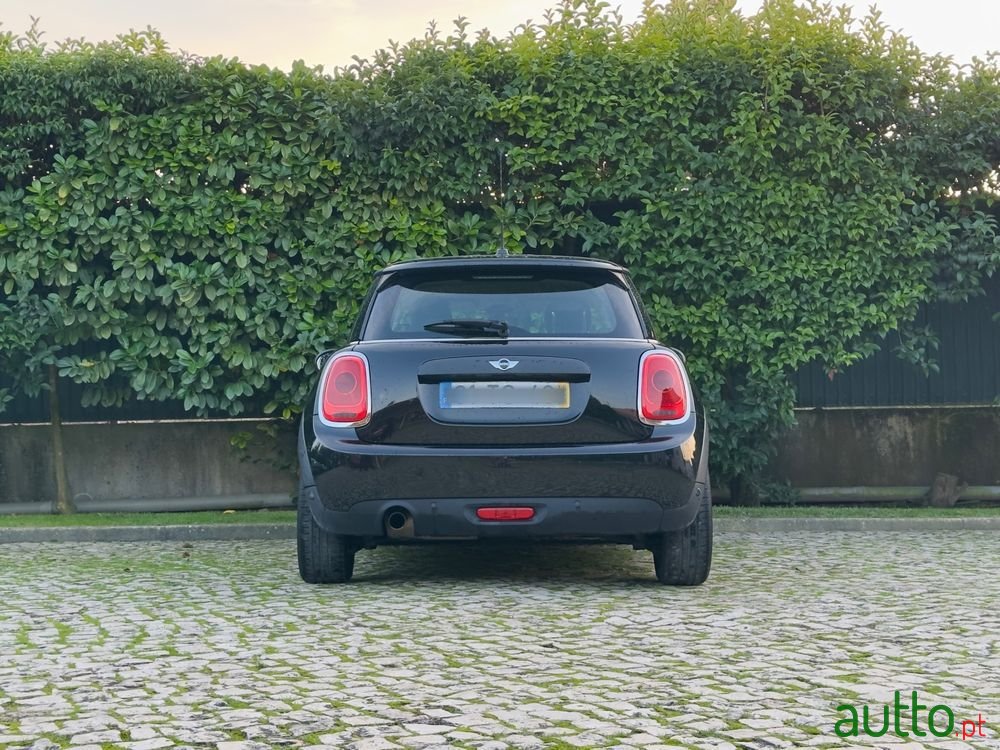 2016' MINI One D  3 Portas photo #5