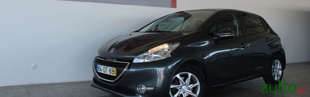 2014' Peugeot 208 photo #2
