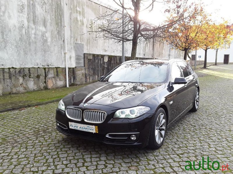 2013' BMW 525 photo #1