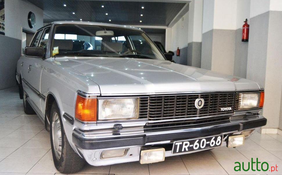 1982' Toyota Crown 2.2 photo #2