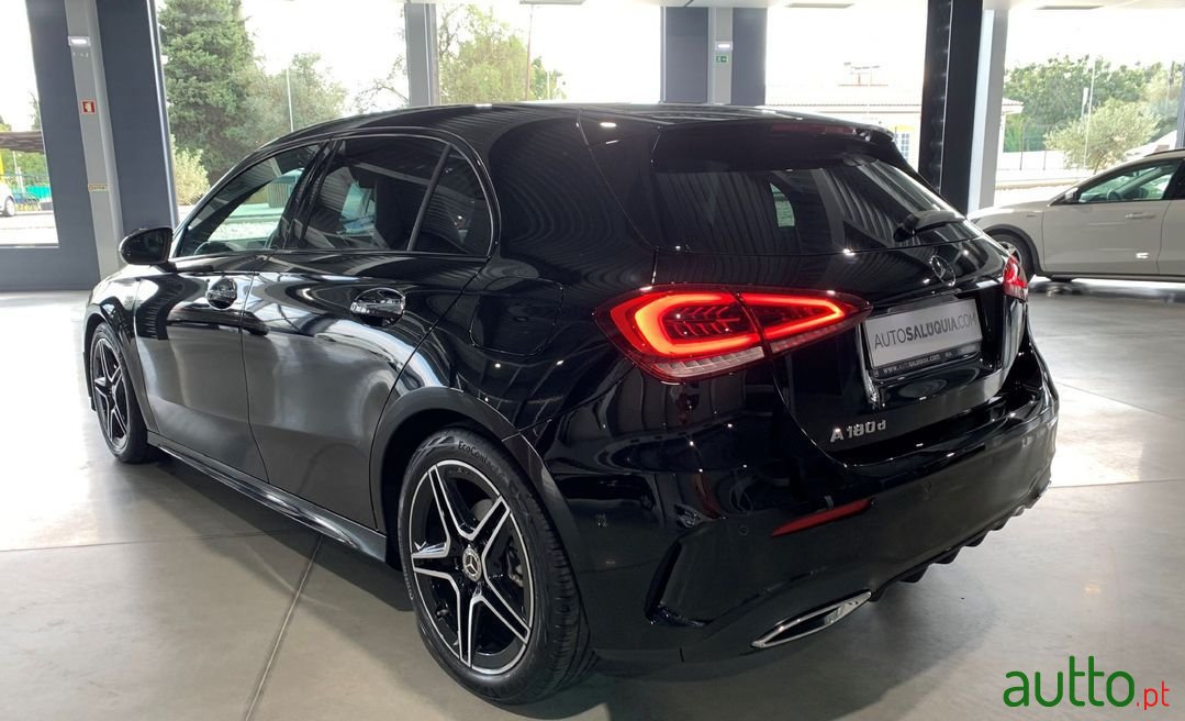 2021' Mercedes-Benz A-180 photo #3