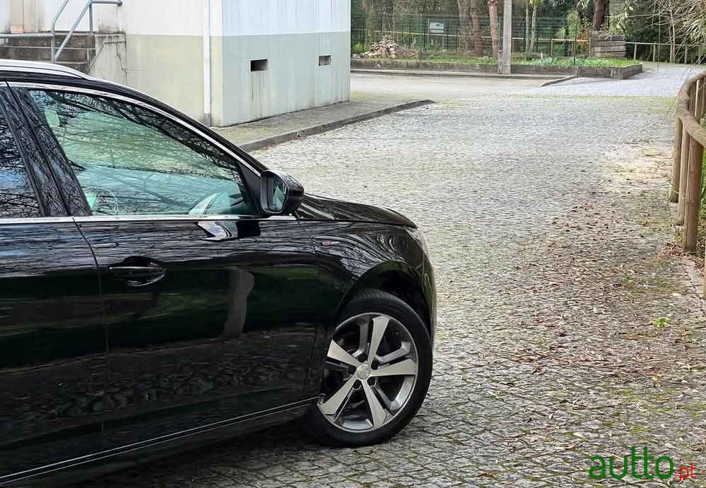 2016' Peugeot 308 Sw photo #6