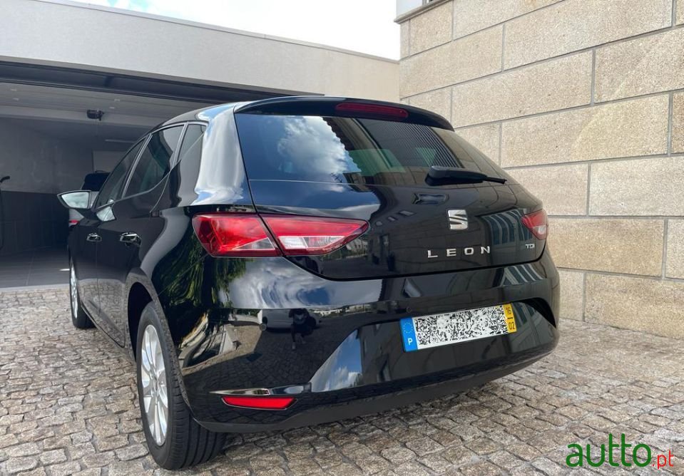 2016' SEAT Leon photo #3