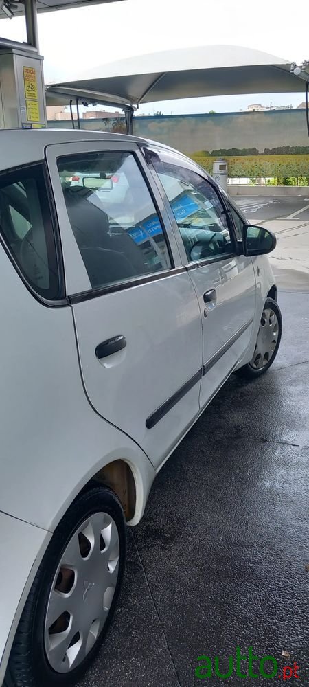 2006' Mitsubishi Colt 1.5 Di-D E-Motion photo #2