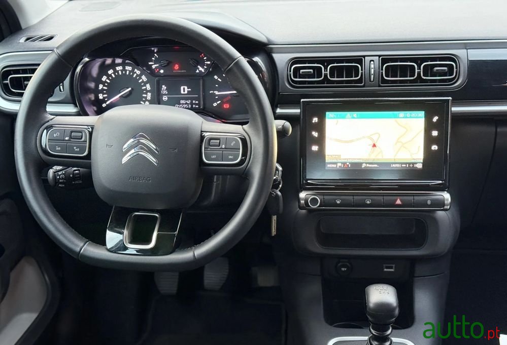 2020' Citroen C3 1.2 Puretech Shine photo #4